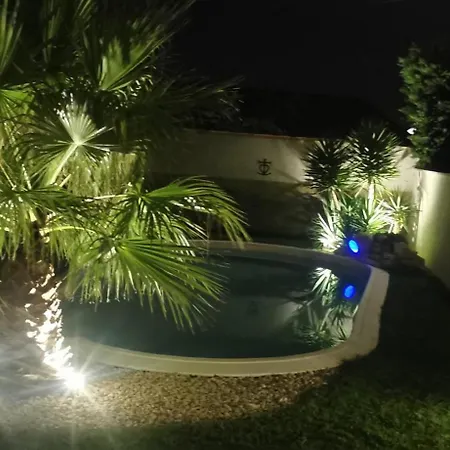 Villa Superbe Confort Avec Piscine Beaucaire (Gard)