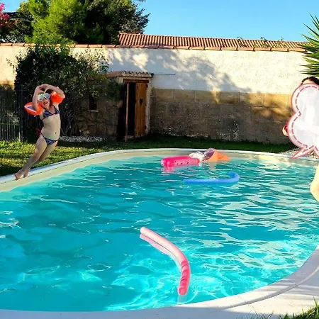 Superbe Confort Avec Piscine *