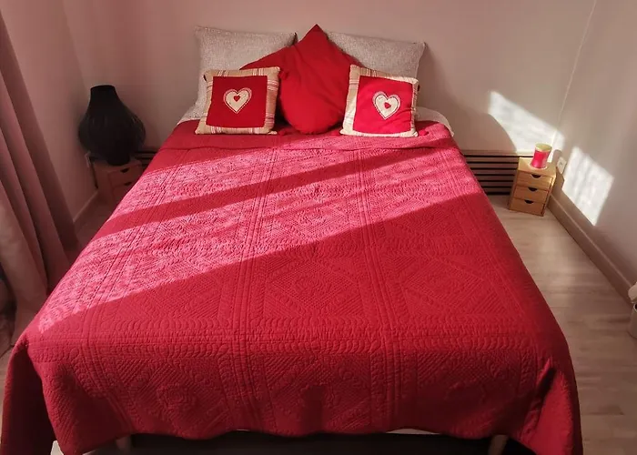 Superbe Confort Avec Piscine *