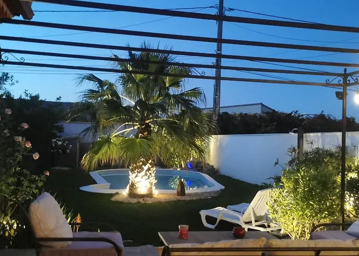 Superbe Confort Avec Piscine *
